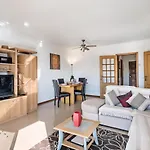 Apartment Galé Garden 1A