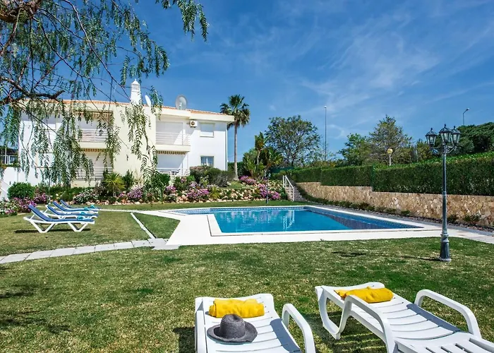 Apartment Galé Garden 1A